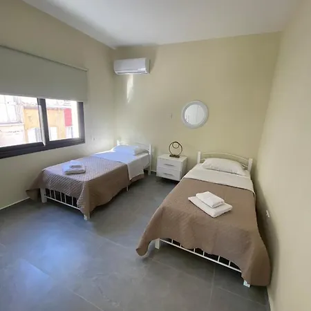 Apartments, By Imh Travel & Tours 公寓 *