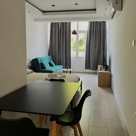 Apartments, By Imh Travel & Tours شقة