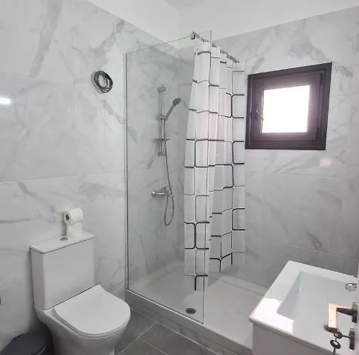 Apartments, By Imh Travel & Tours Апартаменты *